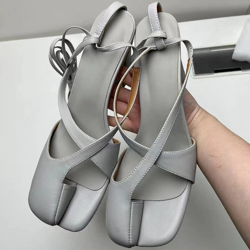 Summer spilt toe heel lace up slides